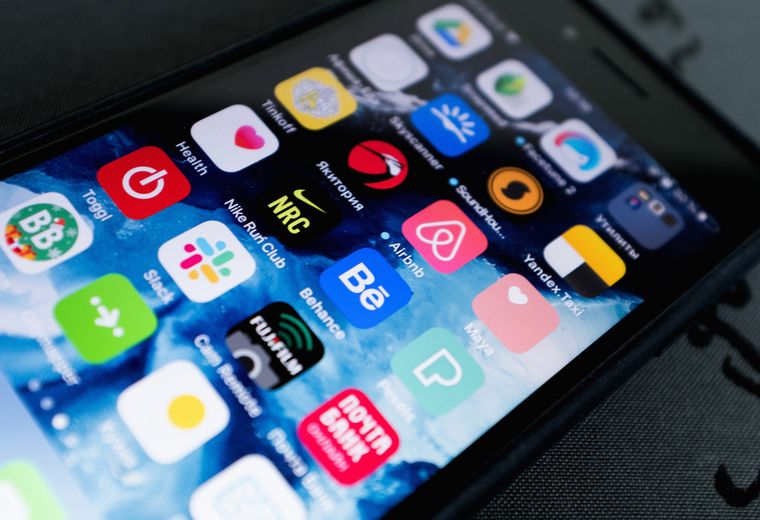 サイネージ用に設定されたiPad本体